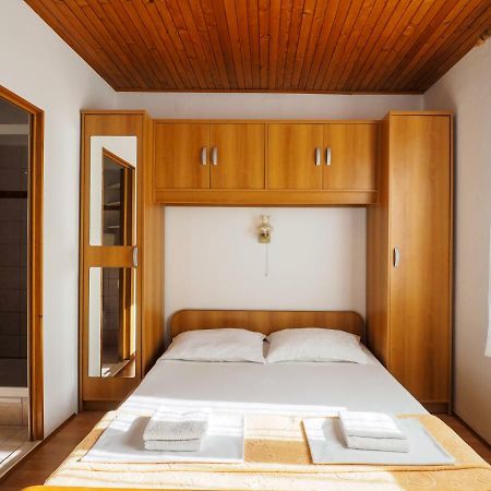 Cozy Studio With Private Terrace Barac Crikvenica Kültér fotó