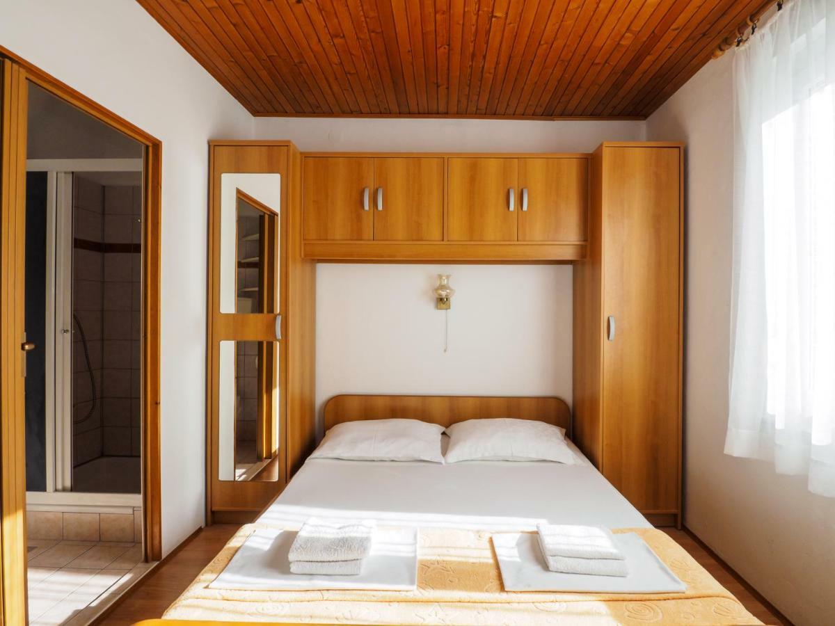 Cozy Studio With Private Terrace Barac Crikvenica Kültér fotó
